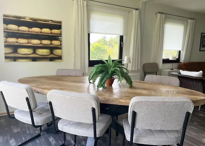 9 Persoons Rand Sauerland Edersee *