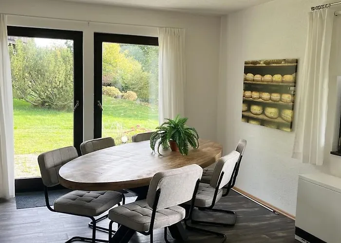 9 Persoons Rand Sauerland Edersee * Frankenau